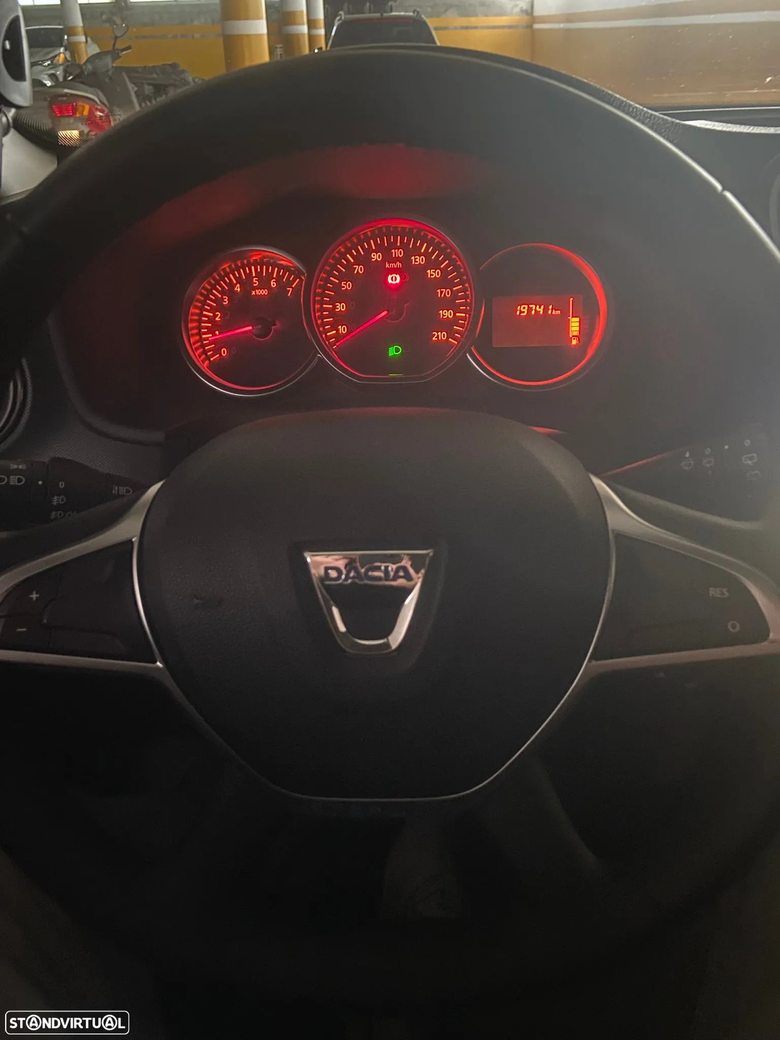 Dacia Sandero 0.9 TCe Stepway - 11