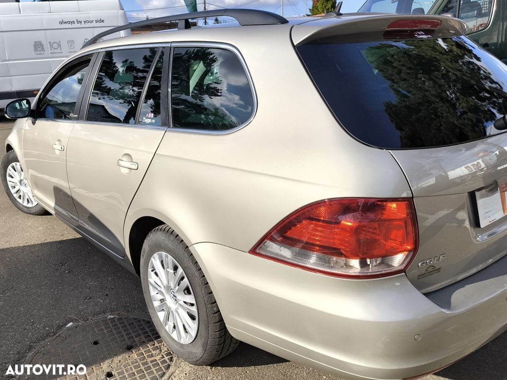 Volkswagen Golf 1.6 TDI DPF Comfortline - 2