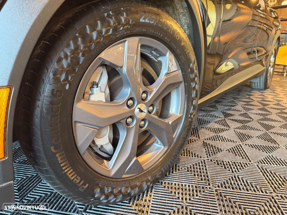 Ford Mustang Mach-E Premium - 10