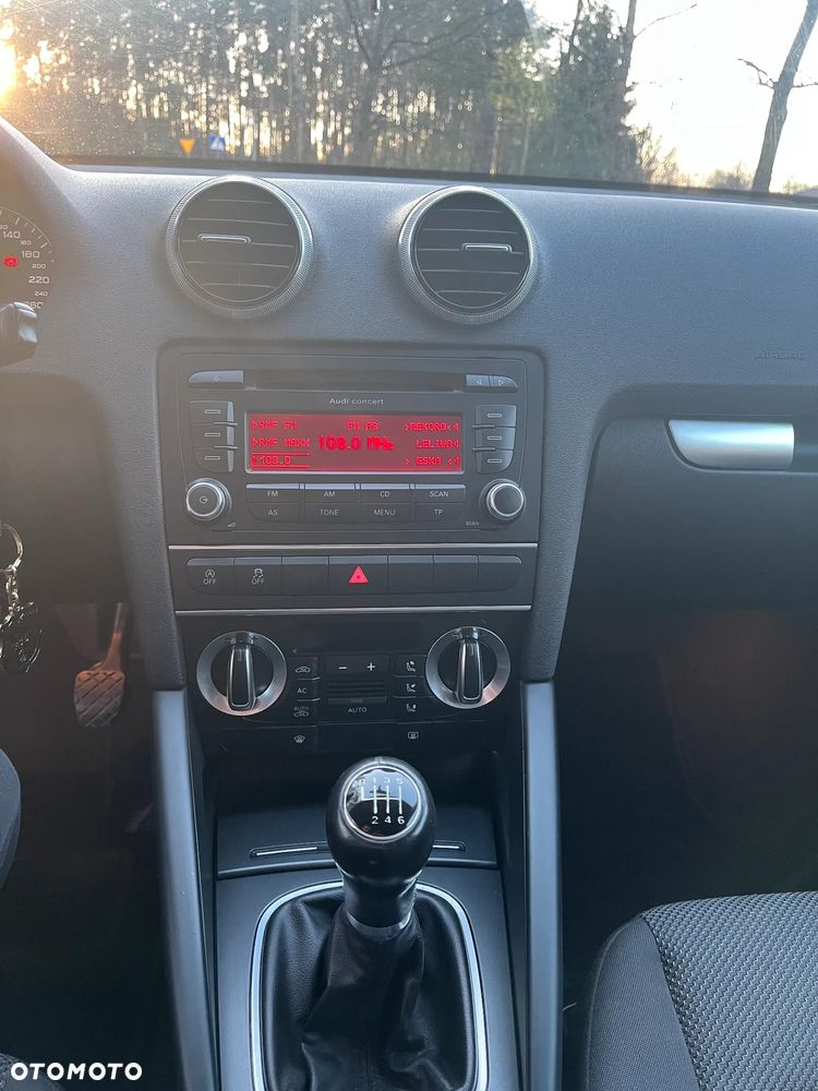 Audi A3 Sportback 2.0 TDI DPF Ambition - 10