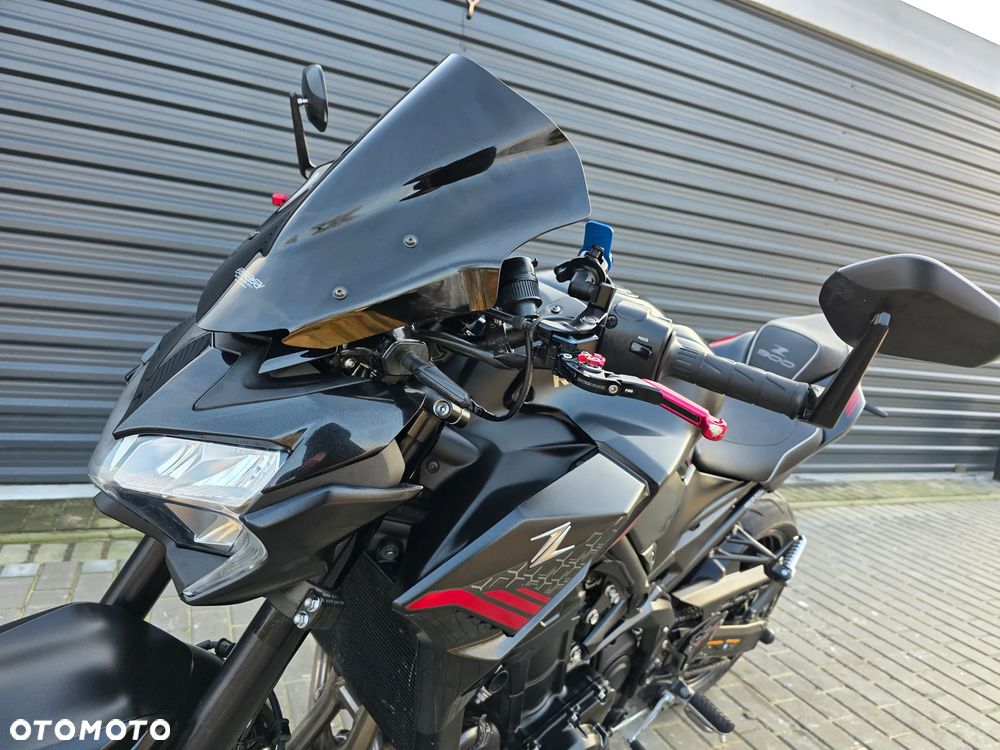 Kawasaki Z 900 - 12