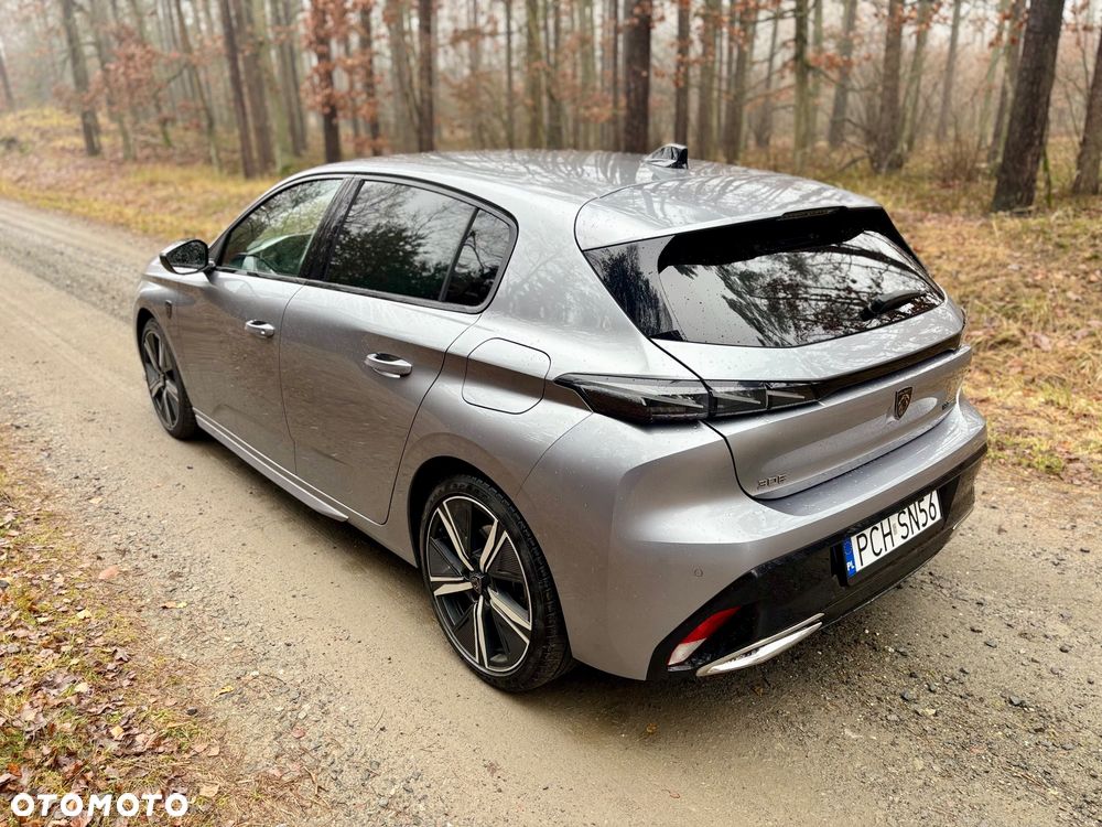 Peugeot 308 180 e-EAT8 GT - 8