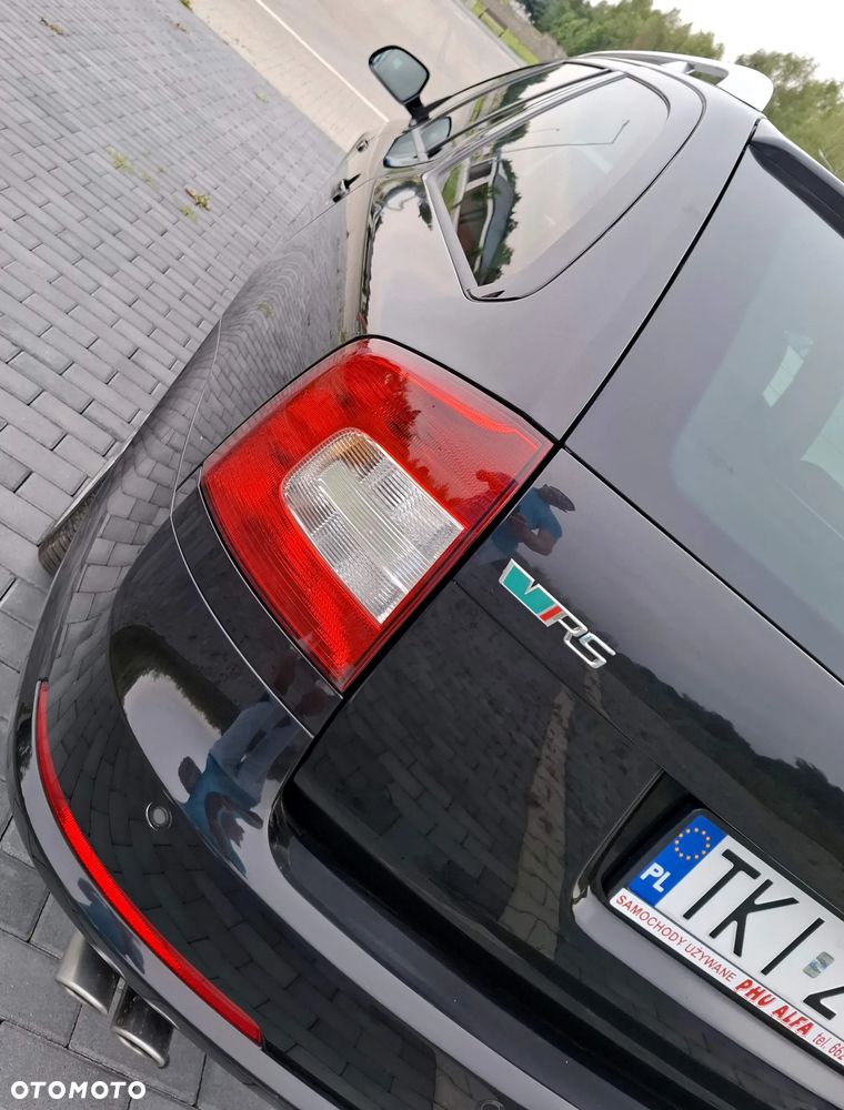 Skoda Octavia 2.0 TDI CR DPF RS - 39