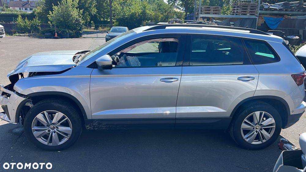 Skoda Karoq 2.0 TDI 4x4 DSG Selection - 6
