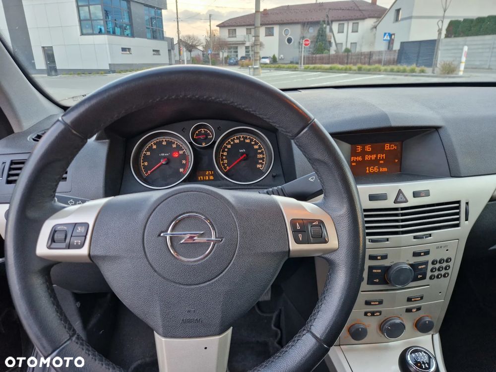 Opel Astra 1.6 Enjoy - 3