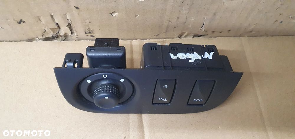 Przełącznik regulacji lusterek PDC ECO Dacia Logan II 255704649R 684934791R - 2