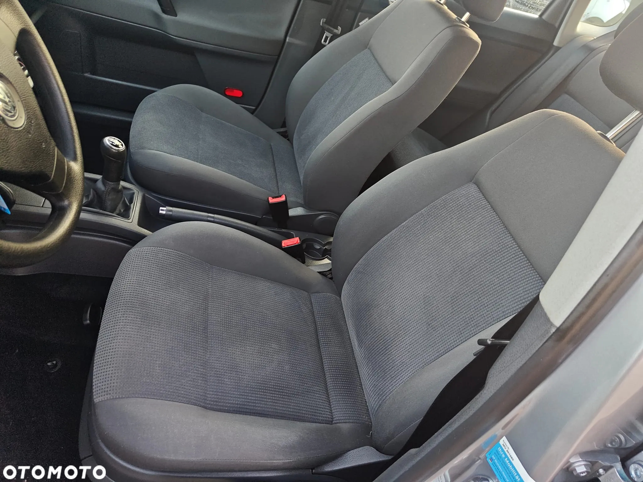 Volkswagen Polo 1.4 16V Comfortline - 29