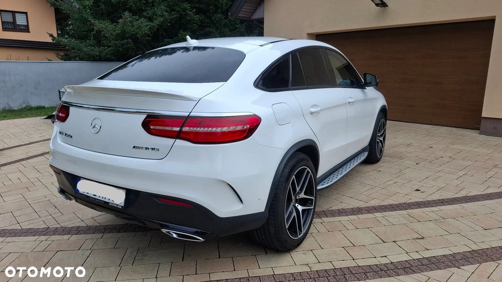 Mercedes-Benz GLE 350 d 4Matic 9G-TRONIC AMG Line - 3