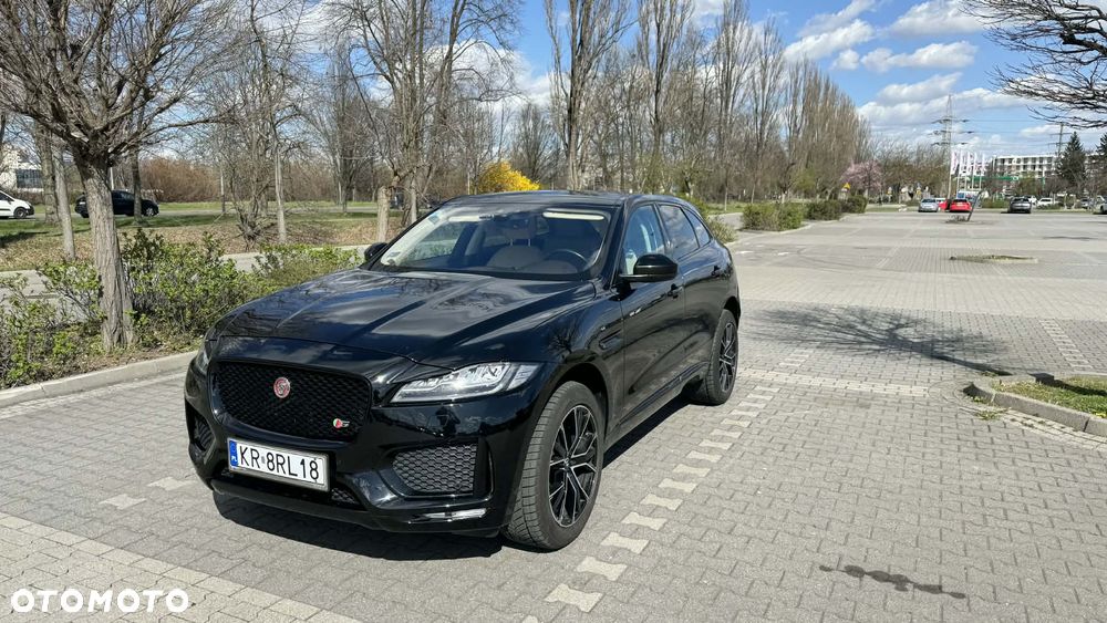 Jaguar F-Pace 30t AWD Prestige - 1