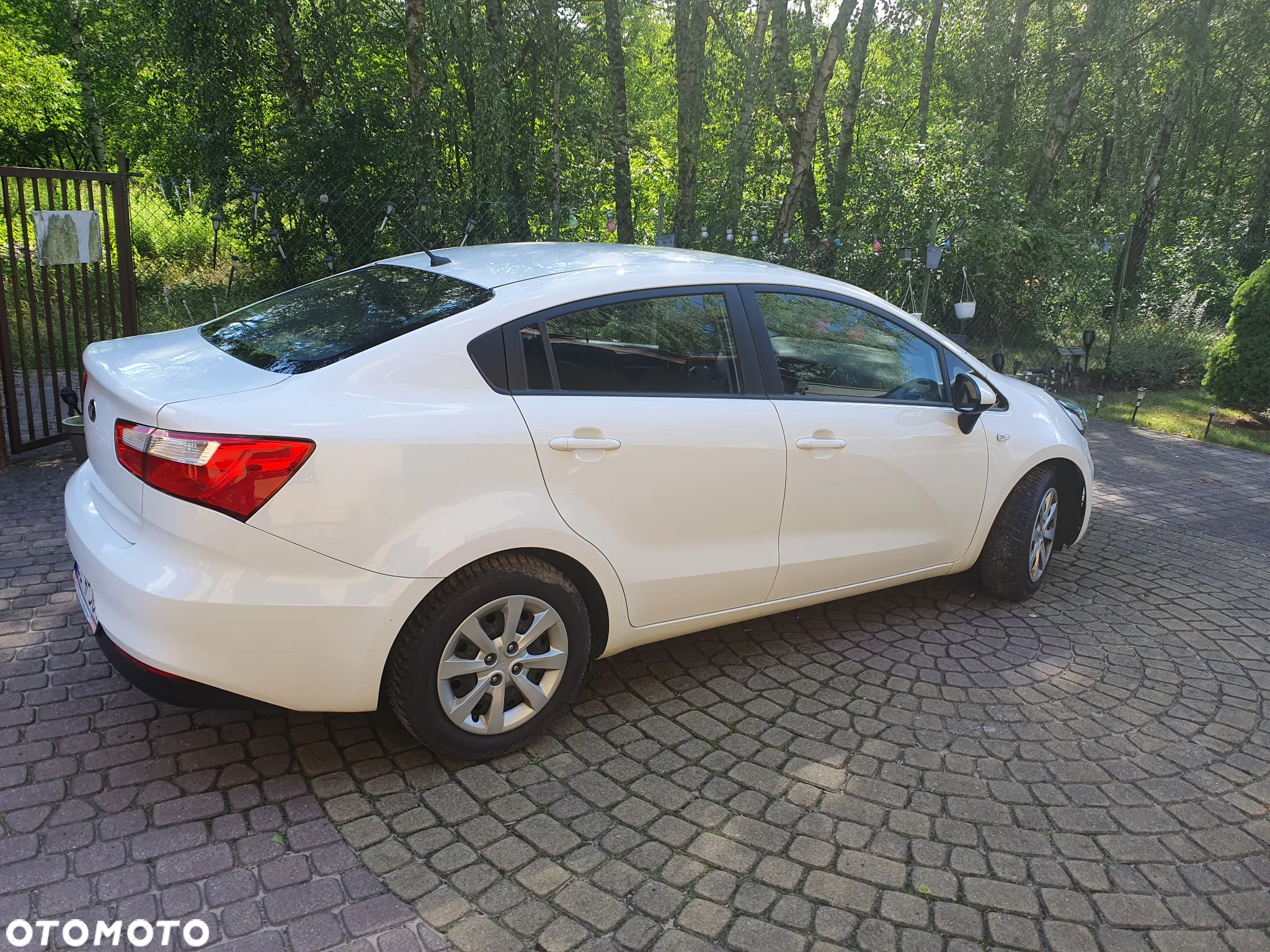 Kia Rio 1.4 M - 3