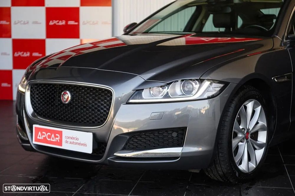 Jaguar XF 2.0 D R-Sport Aut. - 18