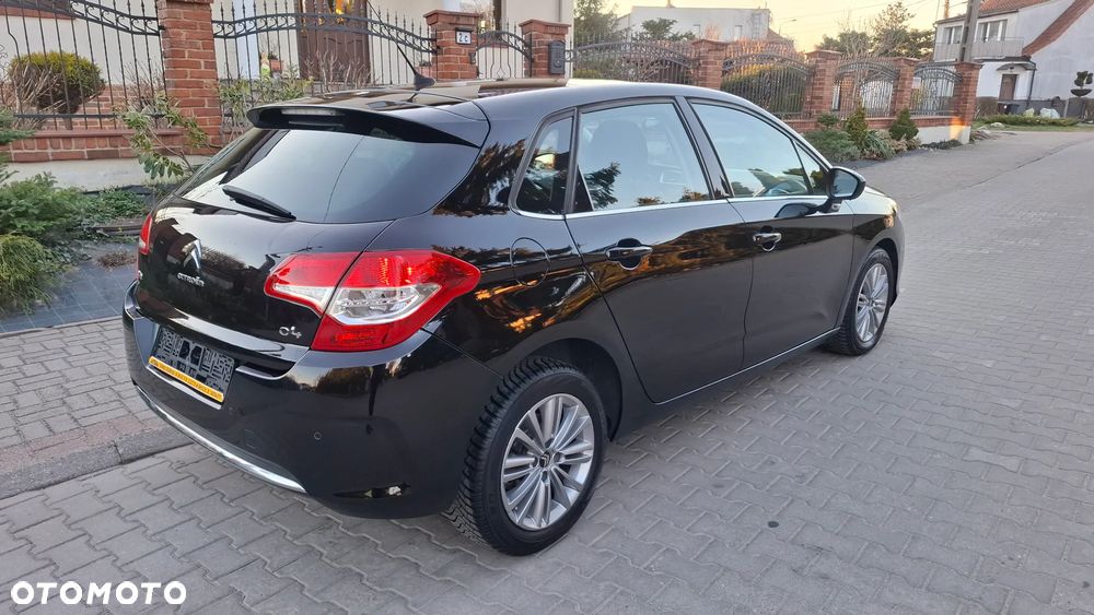 Citroën C4 e-HDi 115 ETG6 Exclusive - 2