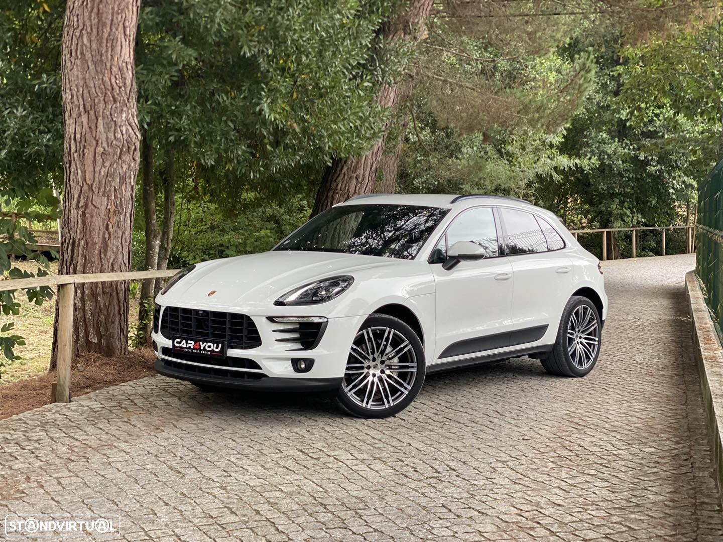 Porsche Macan S - 1