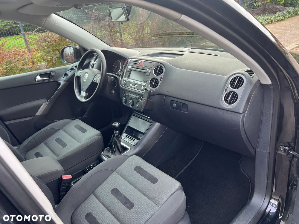 Volkswagen Tiguan 2.0 TDI DPF 4Motion Sport & Style - 14