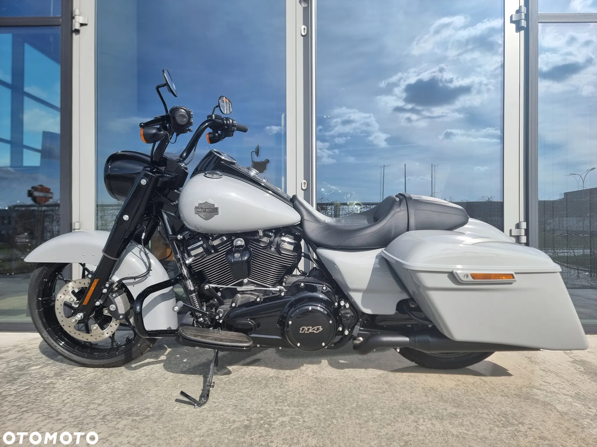 Harley-Davidson Touring Road King - 8