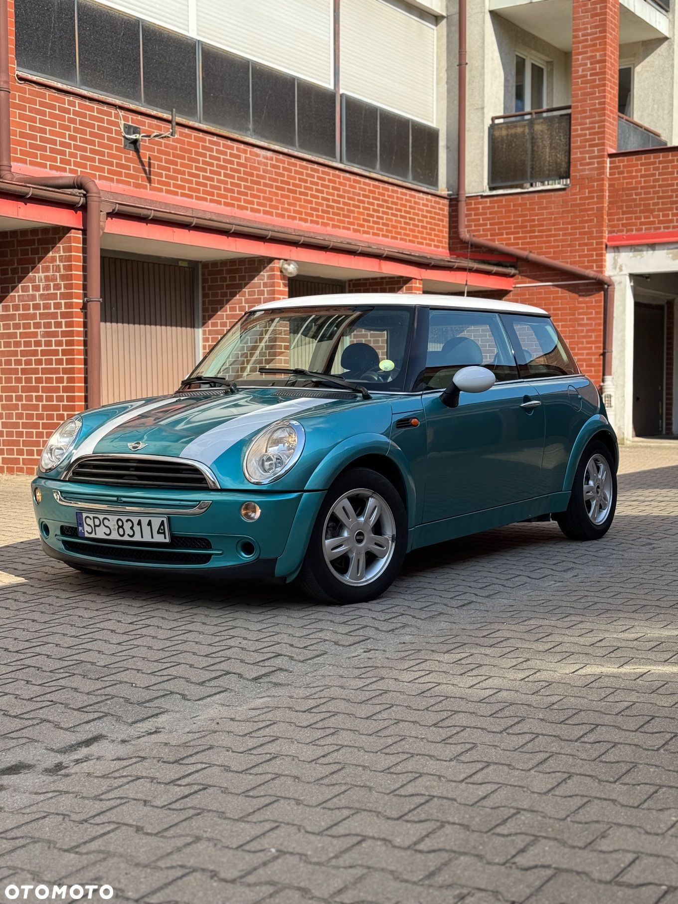 MINI ONE - 1