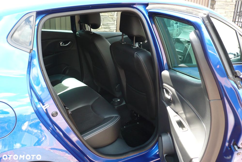 Renault Clio - 16