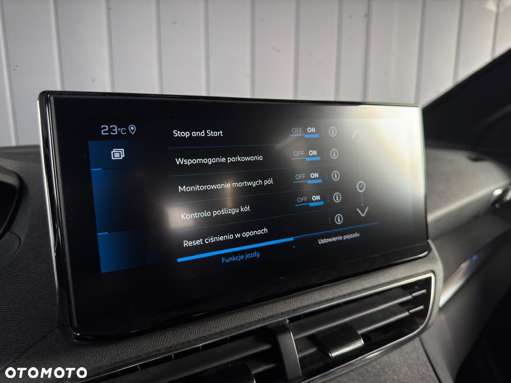 Peugeot 5008 1.5 BlueHDi Allure S&S EAT8 - 16