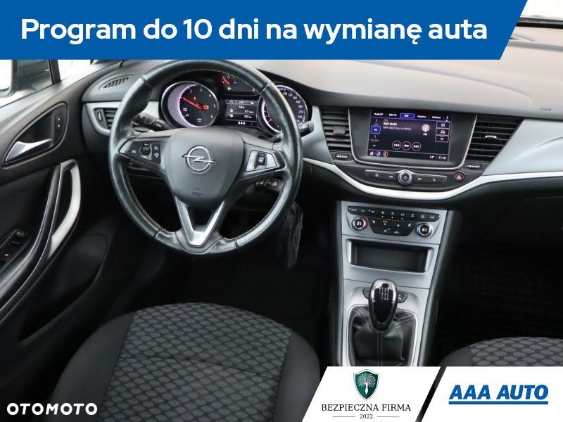 Opel Astra - 9