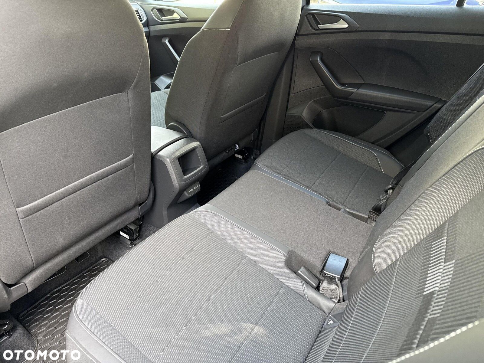 Volkswagen T-Cross 1.0 TSI Style DSG - 11