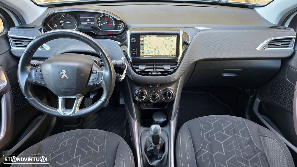 Peugeot 2008 1.6 BlueHDi Style - 10