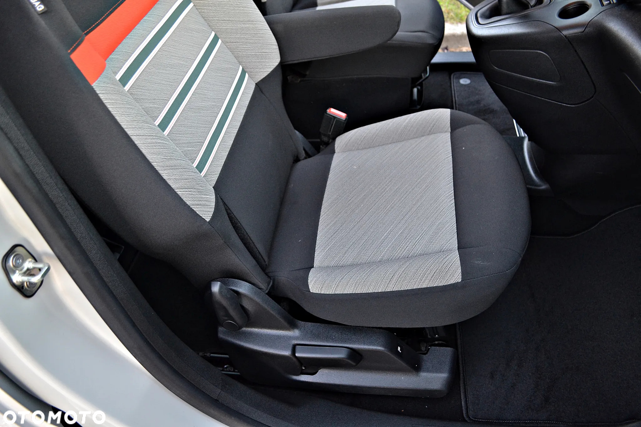 Citroën Berlingo M BlueHDi 130 SHINE - 29