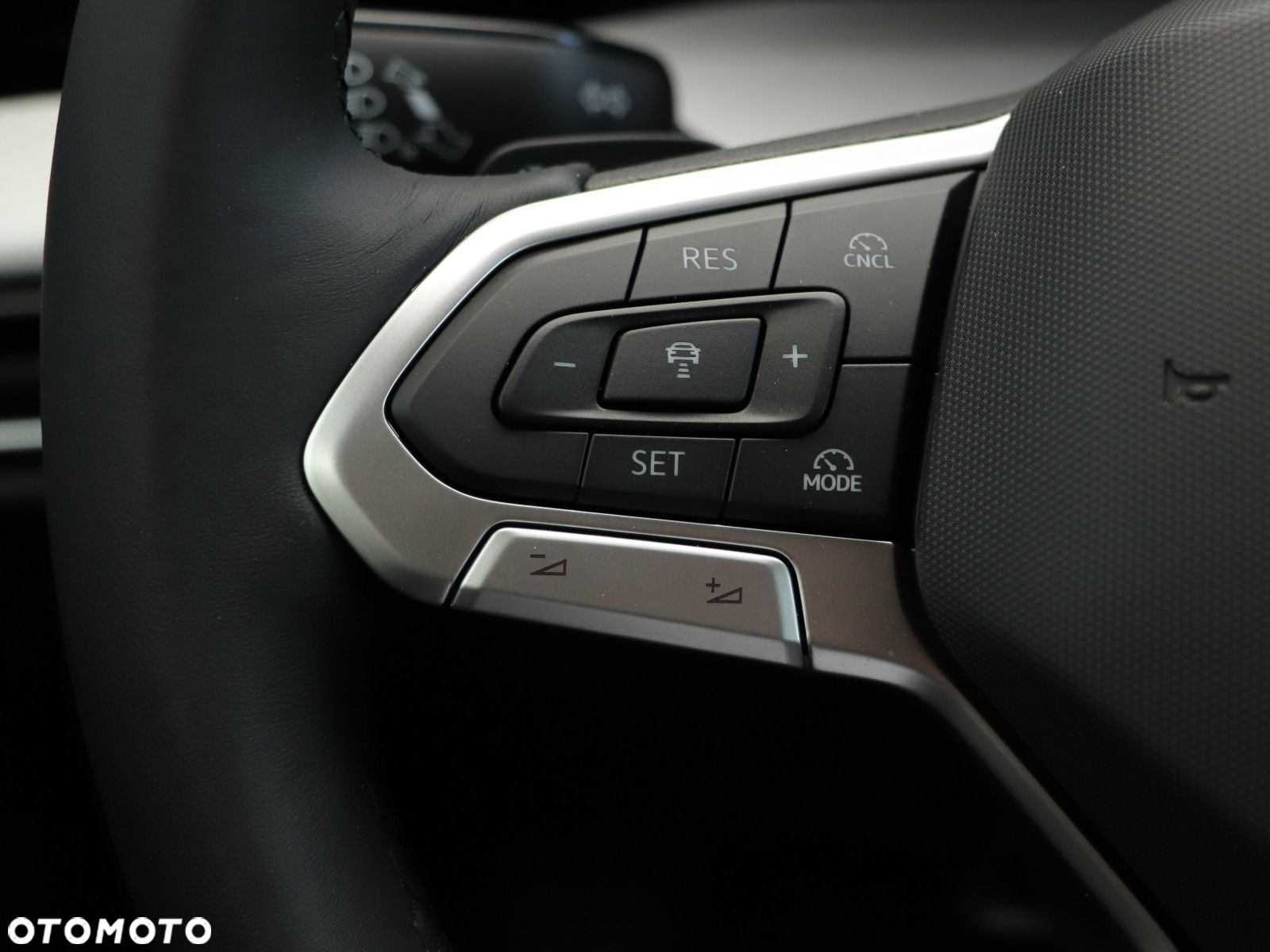 Volkswagen Golf - 17