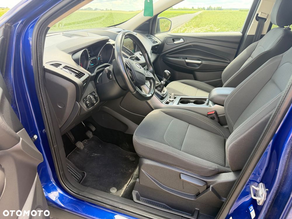 Ford Kuga - 9