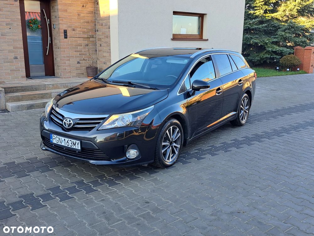 Toyota Avensis 1.8 Premium - 15