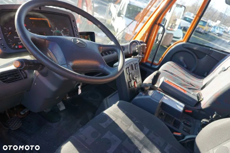 Mercedes-Benz Unimog U 300 4x4 Blokada Mostu wywrotka - 13