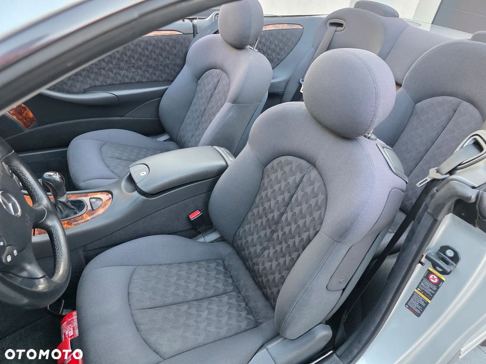 Mercedes-Benz CLK - 34