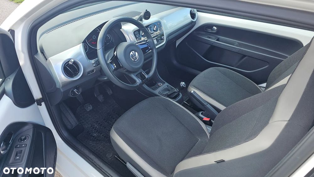 Volkswagen up! 1.0 high - 8