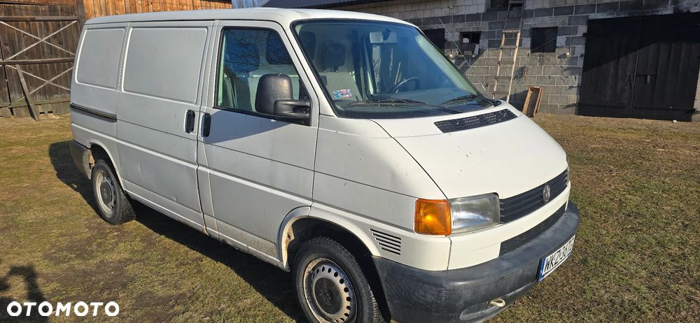 Volkswagen Transporter - 4