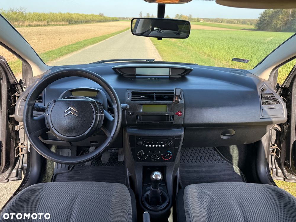 Citroën C4 1.6 16V X - 11
