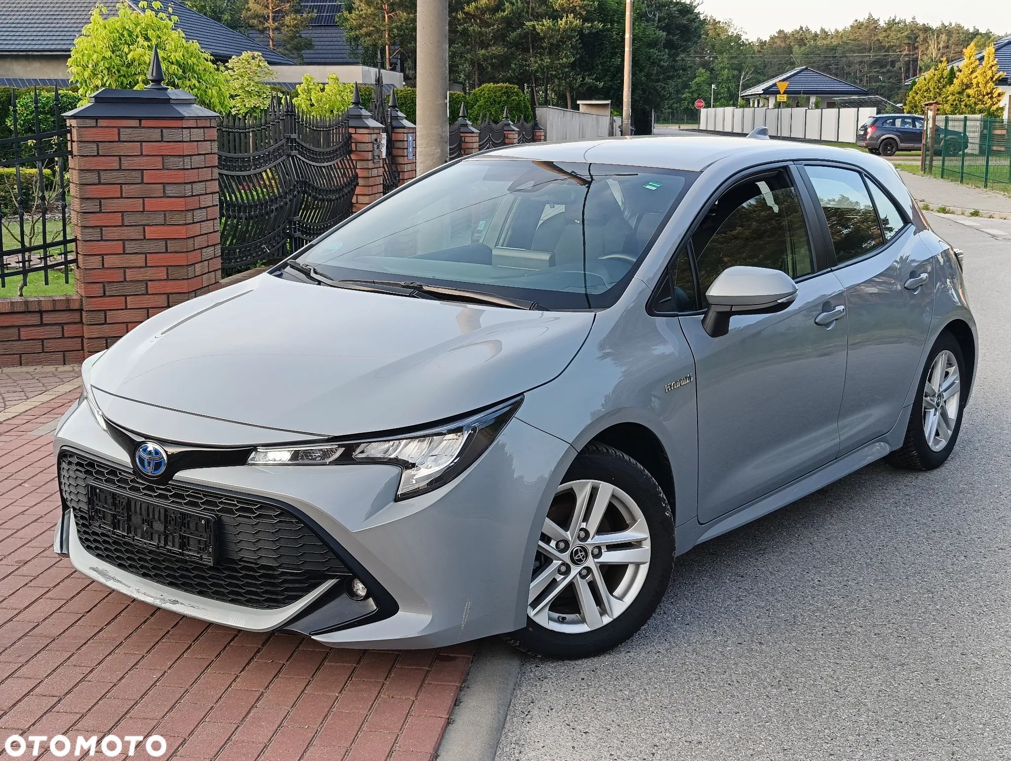 Toyota Corolla - 1