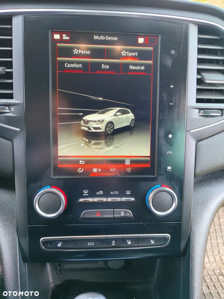 Renault Megane ENERGY dCi 130 BOSE EDITION - 8