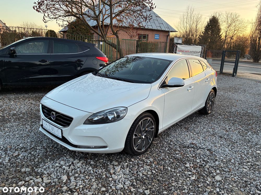 Volvo V40 D2 - 3
