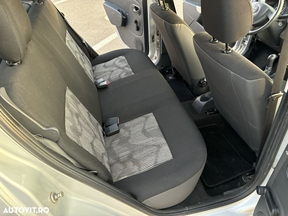 Dacia Sandero 1.4 MPI - 11