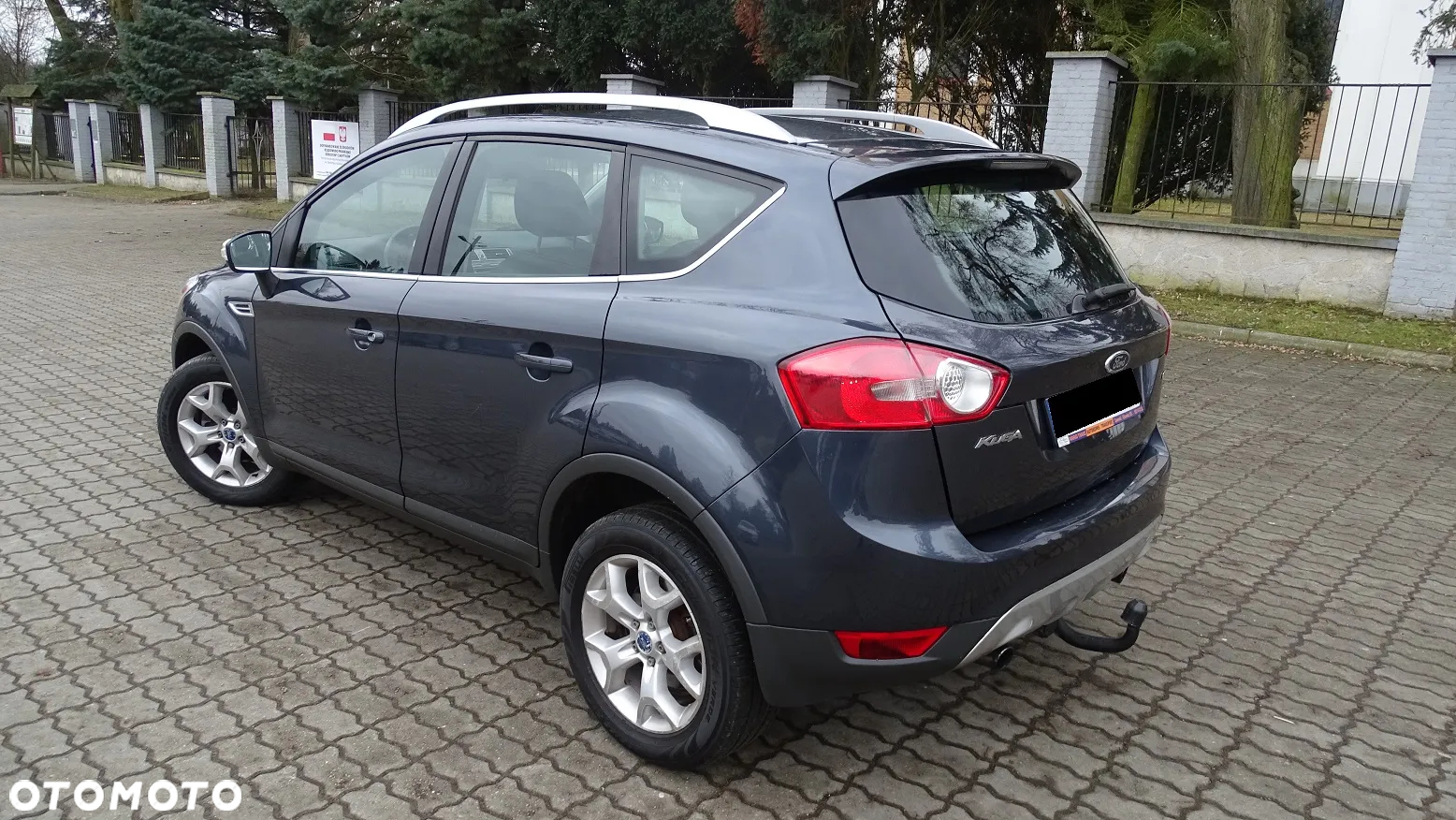 Ford Kuga 2.0 TDCi 2x4 Trend - 4