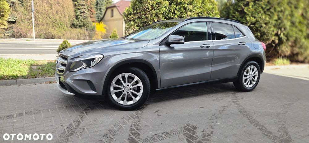 Mercedes-Benz GLA - 19