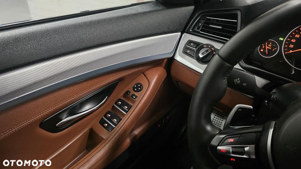 BMW Seria 5 535d xDrive Sport-Aut Modern Line - 21