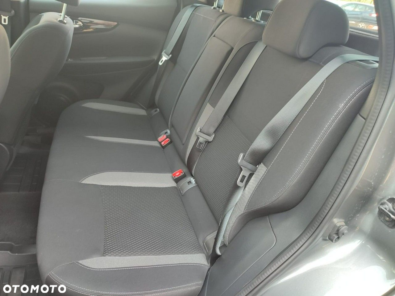 Nissan Qashqai - 14