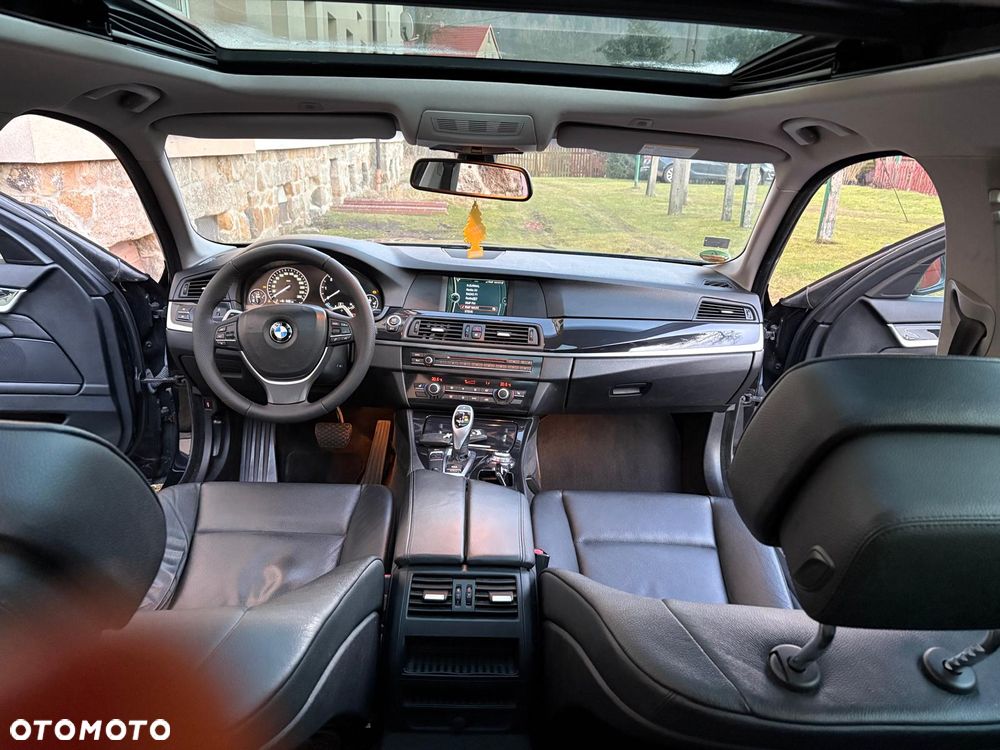 BMW Seria 5 520d Modern Line - 10