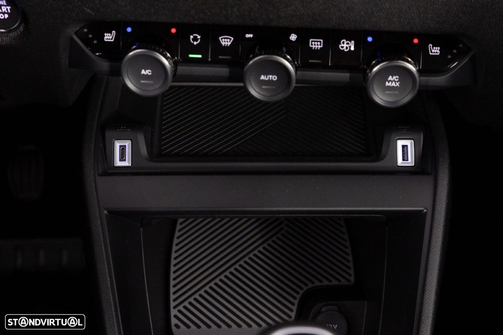 Citroën C4 1.2 PureTech Plus - 25