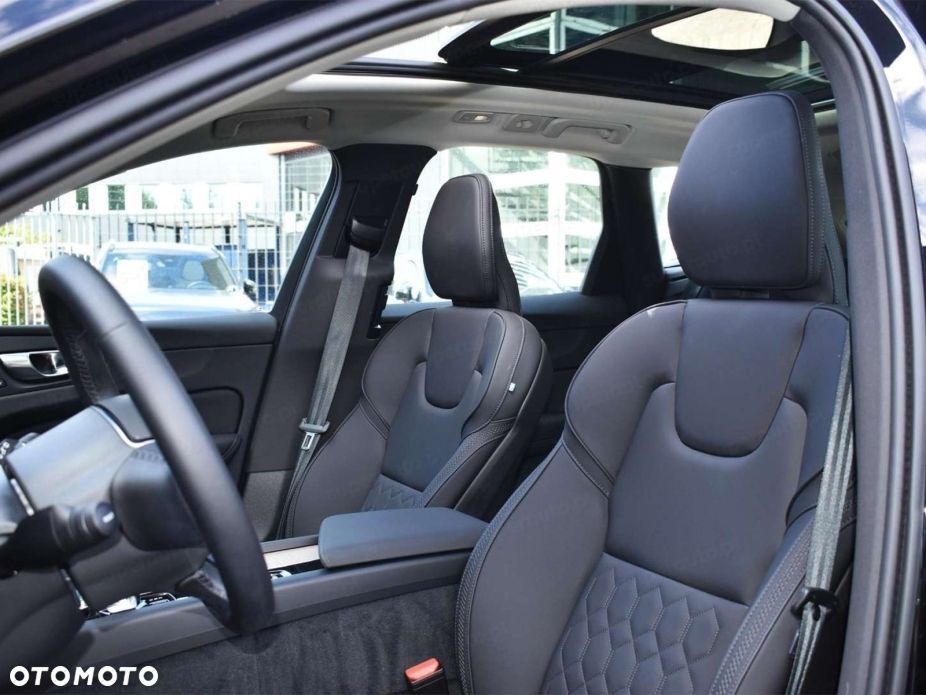 Volvo ES90 - 9