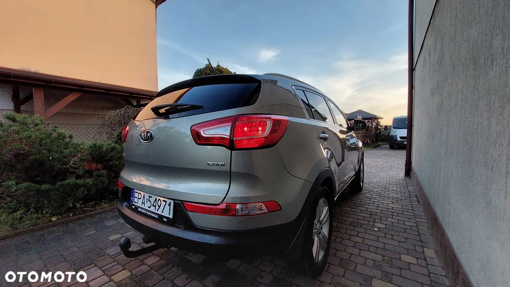 Kia Sportage 2.0 CRDI 4WD Dream-Team Edition - 9