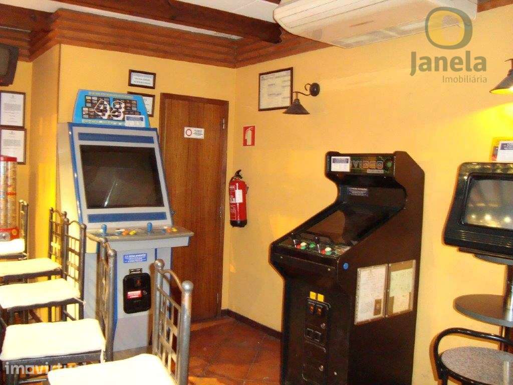 Espaço comercial / Restaurante Take Away / Bar / Pub ao pé da Praia... - Grande imagem: 3/4