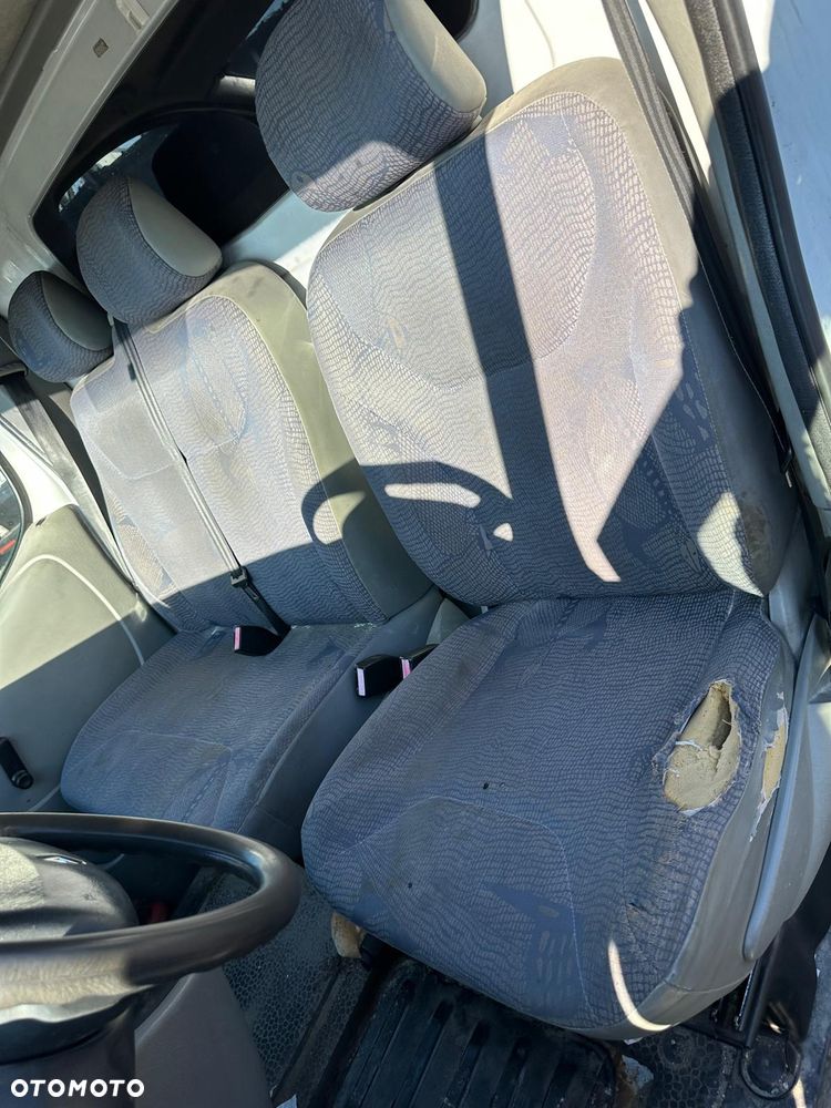 Renault TRAFIC - 14