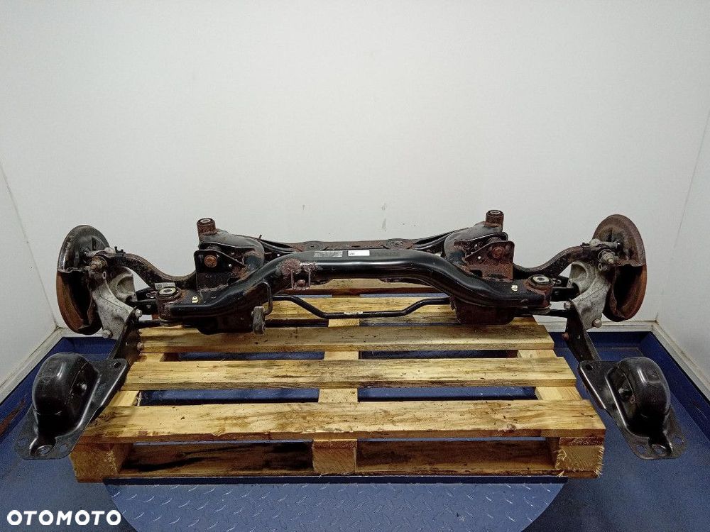 SKODA SUPERB III BELKA WÓZEK ZAWIESZENIA TYŁ 4X4 5Q0505235J - 1