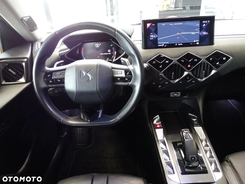 DS Automobiles DS 3 Crossback 1.2 PureTech Grand Chic - 25